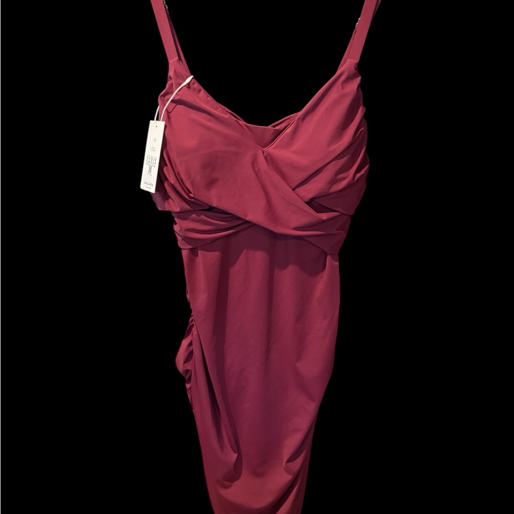O38 HALARA Burgundy Mini Dress